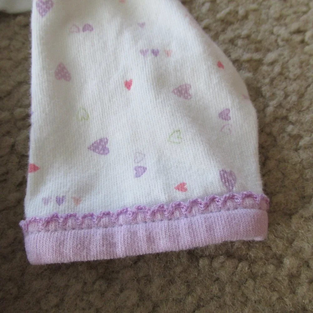 Carters Just One Year Zip Up Footed Sleeper Infant‎ Girls Medium White Hearts
